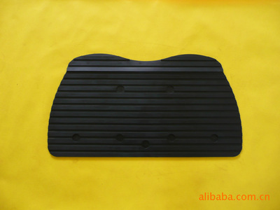 【批量销售各种规格型号的运动器橡胶垫】价格,厂家,图片,塑料零件,启东市恒通橡胶制品厂-